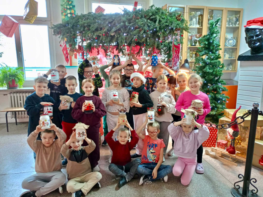 Świąteczna magia w „Czwórce”. Kiermasz pełen atrakcji już za nami