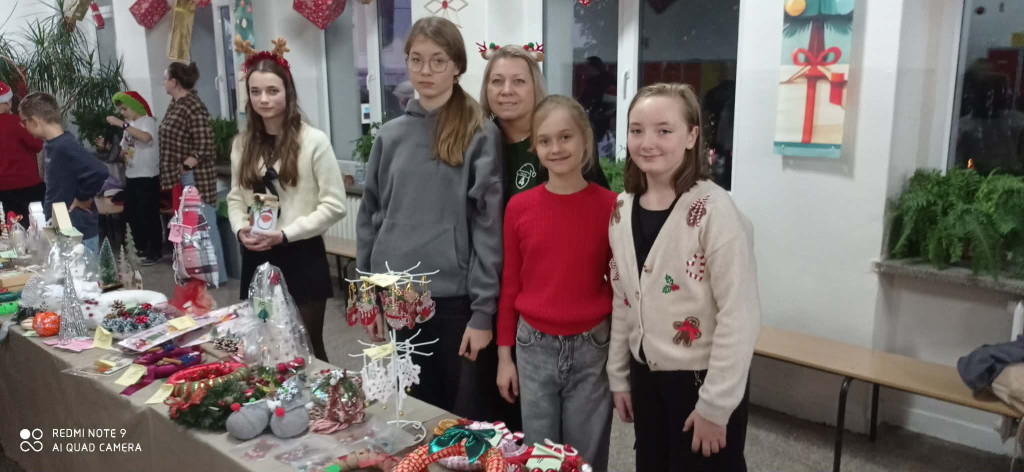 Świąteczna magia w „Czwórce”. Kiermasz pełen atrakcji już za nami