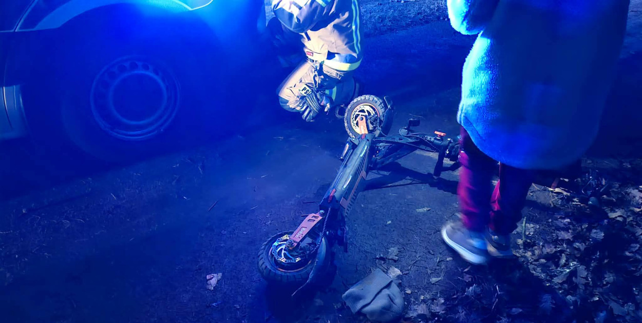 Upadek z hulajnogi na drodze między Goliną a Zakrzewem