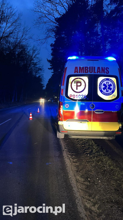 Upadek z hulajnogi na drodze między Goliną a Zakrzewem