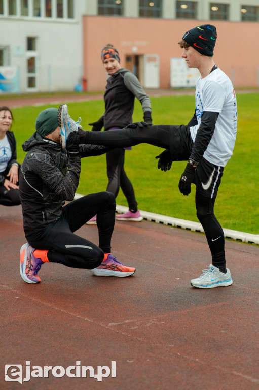 Trening z Adamem Nowickim przyciągnął biegaczy z Jarocina i okolic