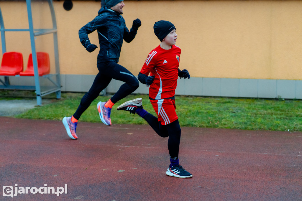 Trening z Adamem Nowickim przyciągnął biegaczy z Jarocina i okolic