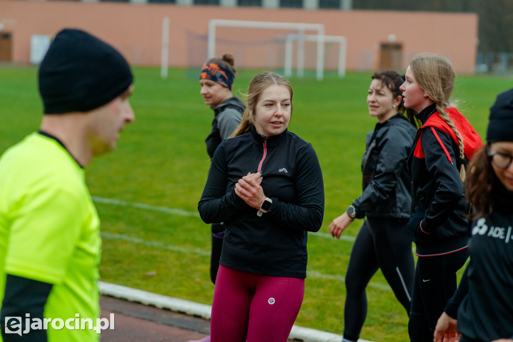 Trening z Adamem Nowickim przyciągnął biegaczy z Jarocina i okolic
