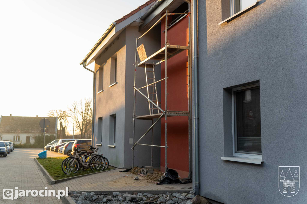 Ruszył remont elewacji w Siedleminie