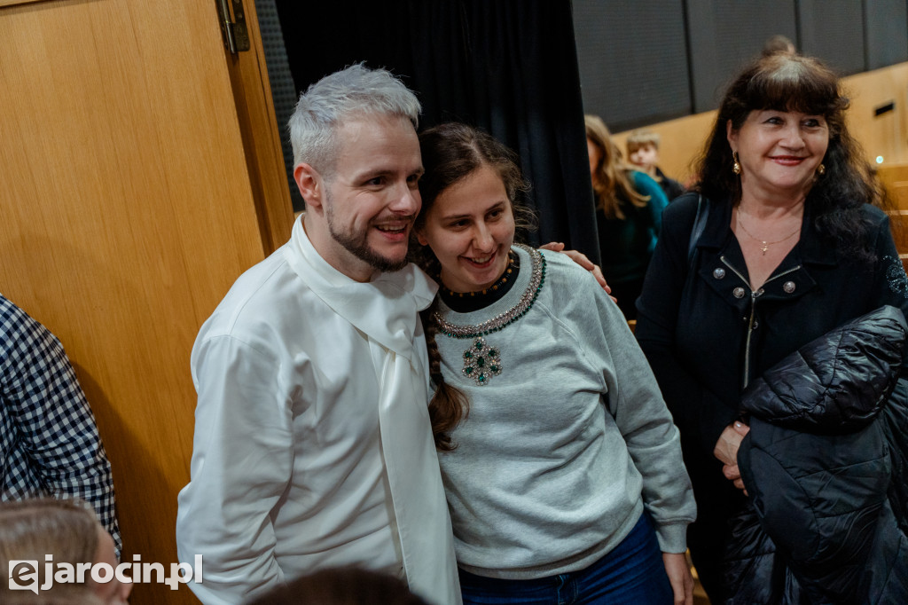 Filip Mettler muzycznie podziękował Jarocinowi za wsparcie podczas The Voice of Poland