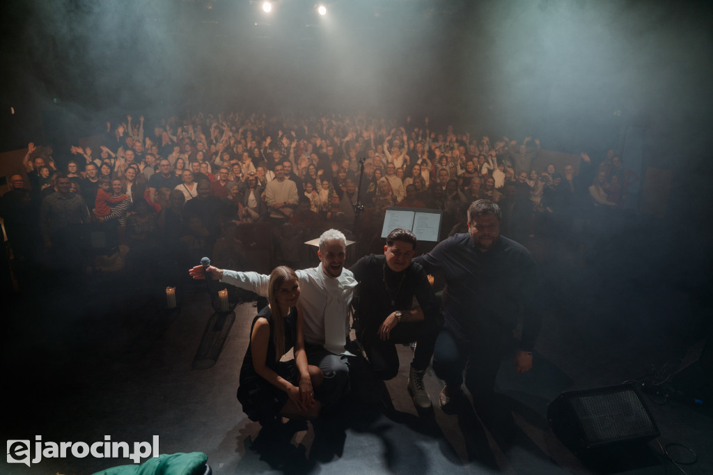 Filip Mettler muzycznie podziękował Jarocinowi za wsparcie podczas The Voice of Poland