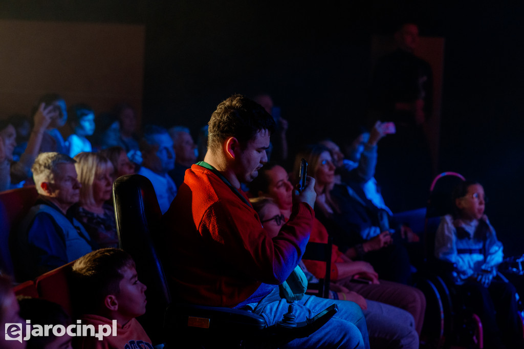 Filip Mettler muzycznie podziękował Jarocinowi za wsparcie podczas The Voice of Poland