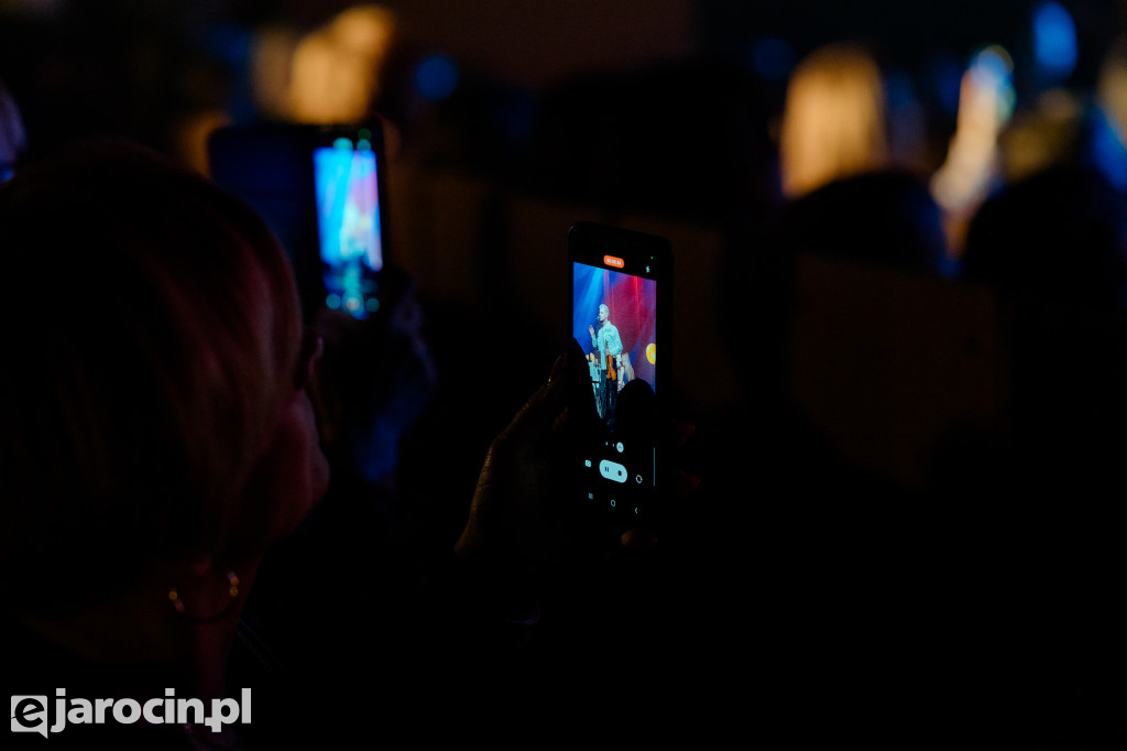 Filip Mettler muzycznie podziękował Jarocinowi za wsparcie podczas The Voice of Poland