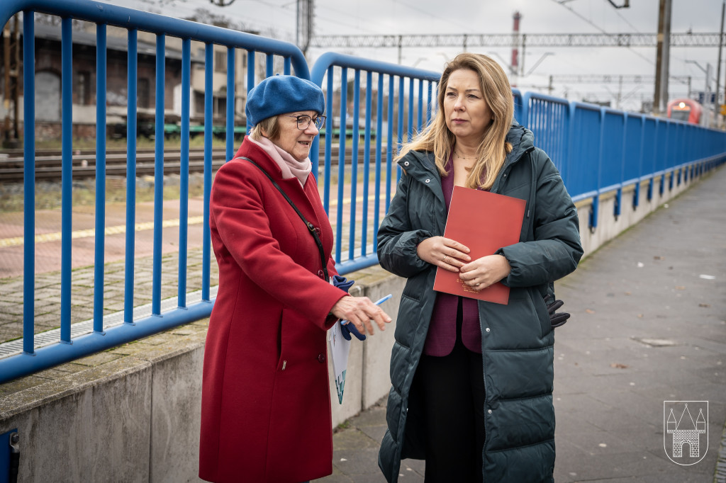 Samorząd, mieszkańcy i posłanka jednym głosem. Czas na zmiany przy dworcu PKP w Jarocinie