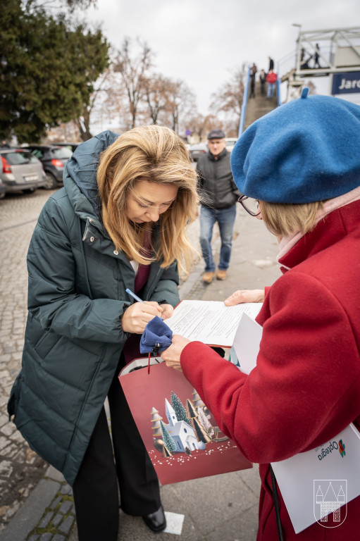 Samorząd, mieszkańcy i posłanka jednym głosem. Czas na zmiany przy dworcu PKP w Jarocinie