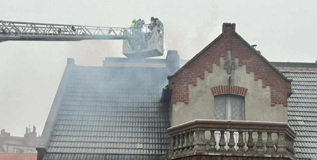 Pożar sadzy w kominie przy ul. Poznańskiej w Jarocinie