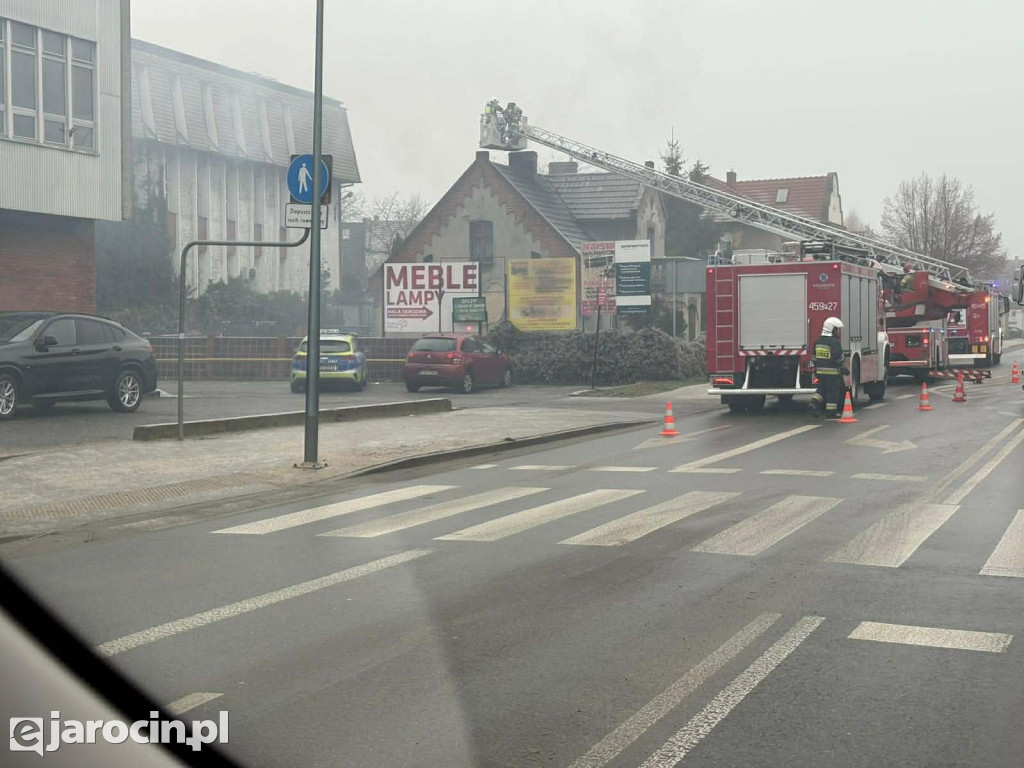 Pożar sadzy w kominie przy ul. Poznańskiej w Jarocinie
