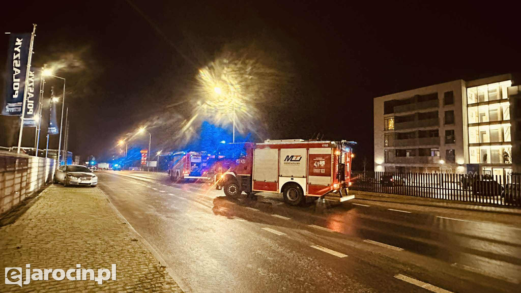 Wyciek gazu na stacji paliw przy Poznańskiej w Jarocinie