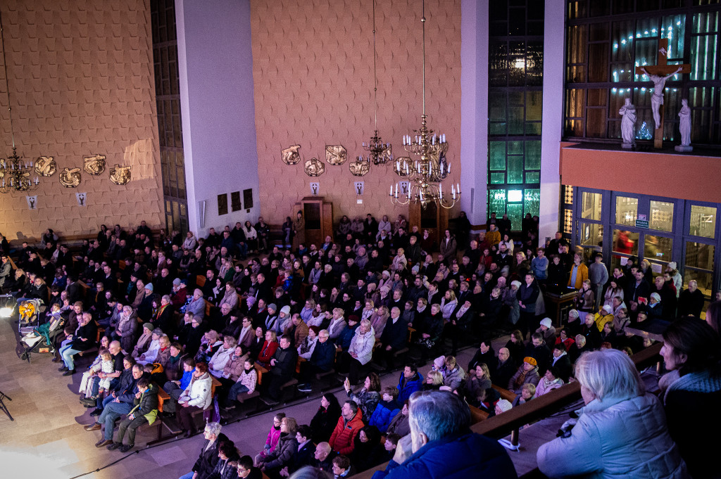 Dikanda z koncertem kolęd u Franciszkanów