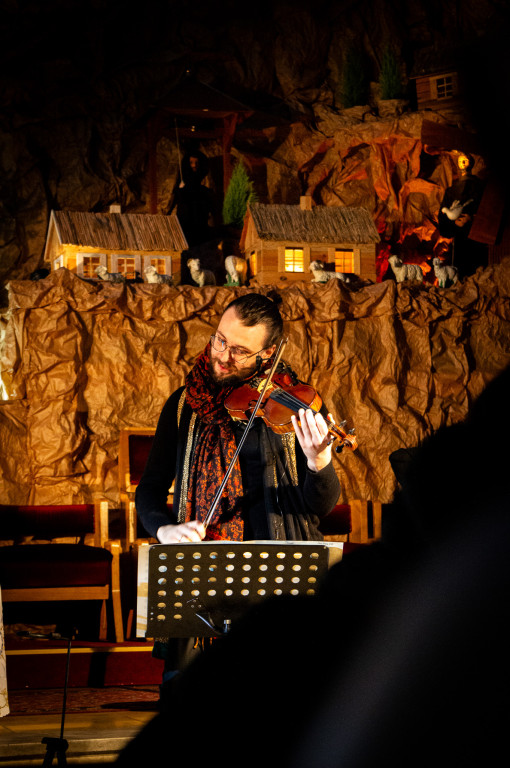 Dikanda z koncertem kolęd u Franciszkanów