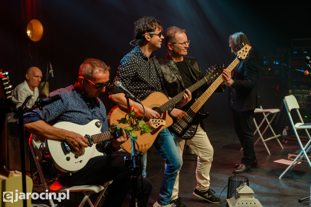 Universe na kolędową nutę