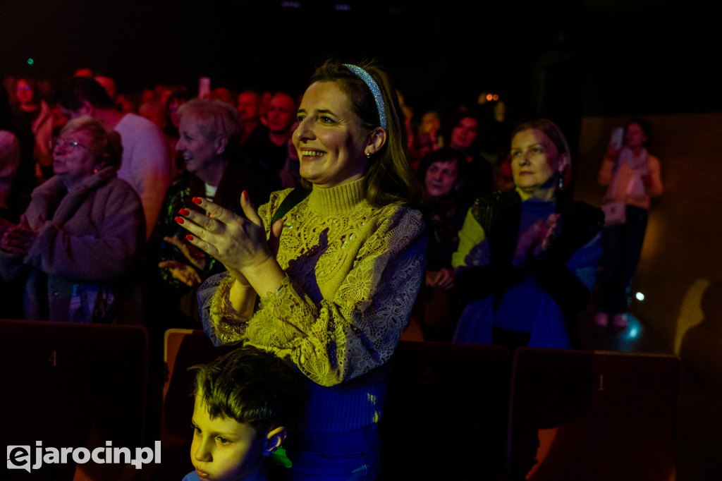 Universe na kolędową nutę