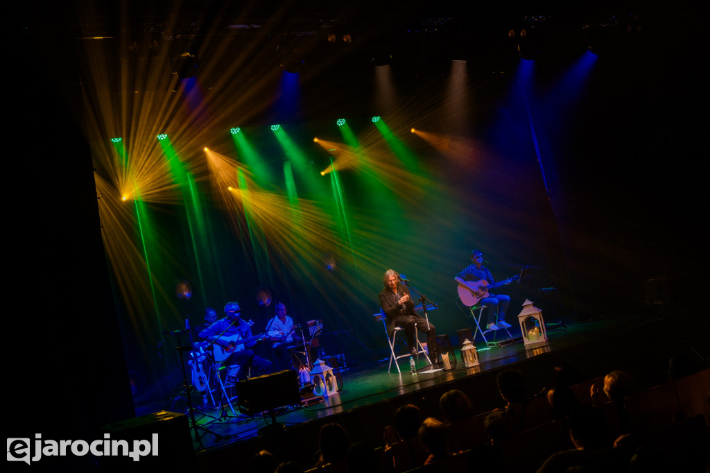 Universe na kolędową nutę