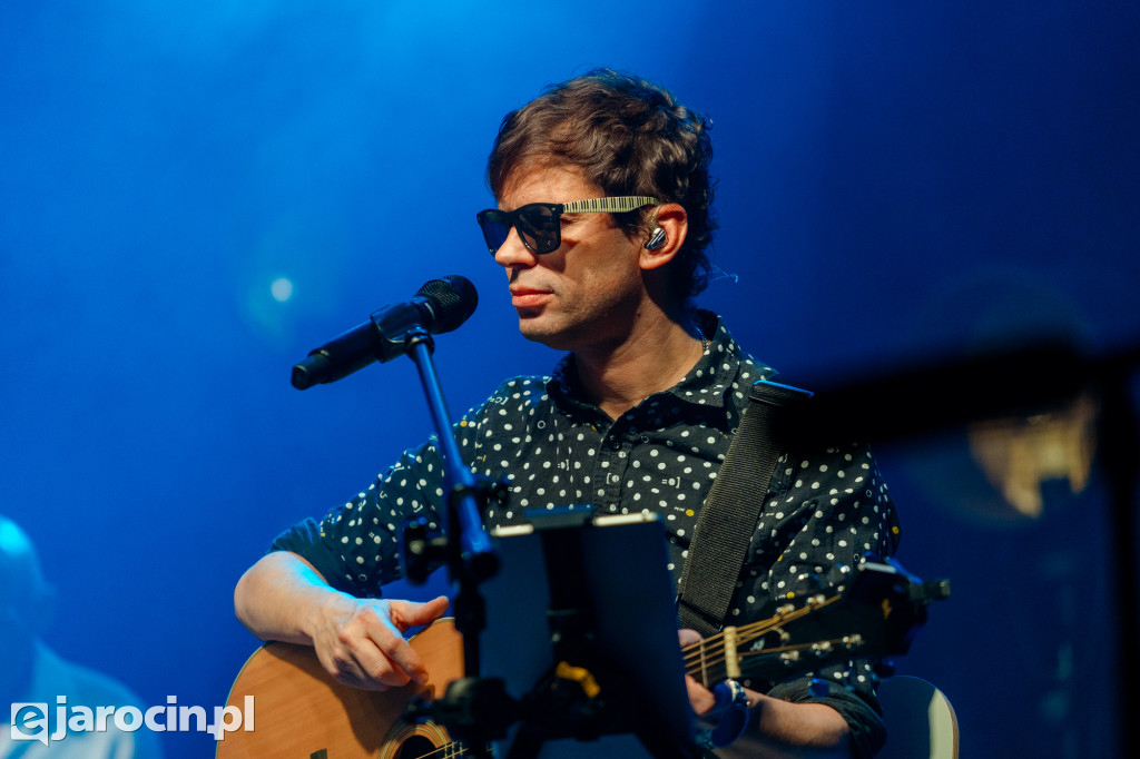 Universe na kolędową nutę