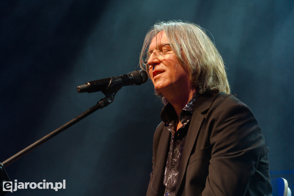 Universe na kolędową nutę