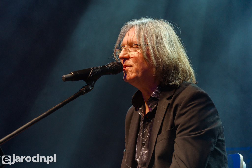 Universe na kolędową nutę