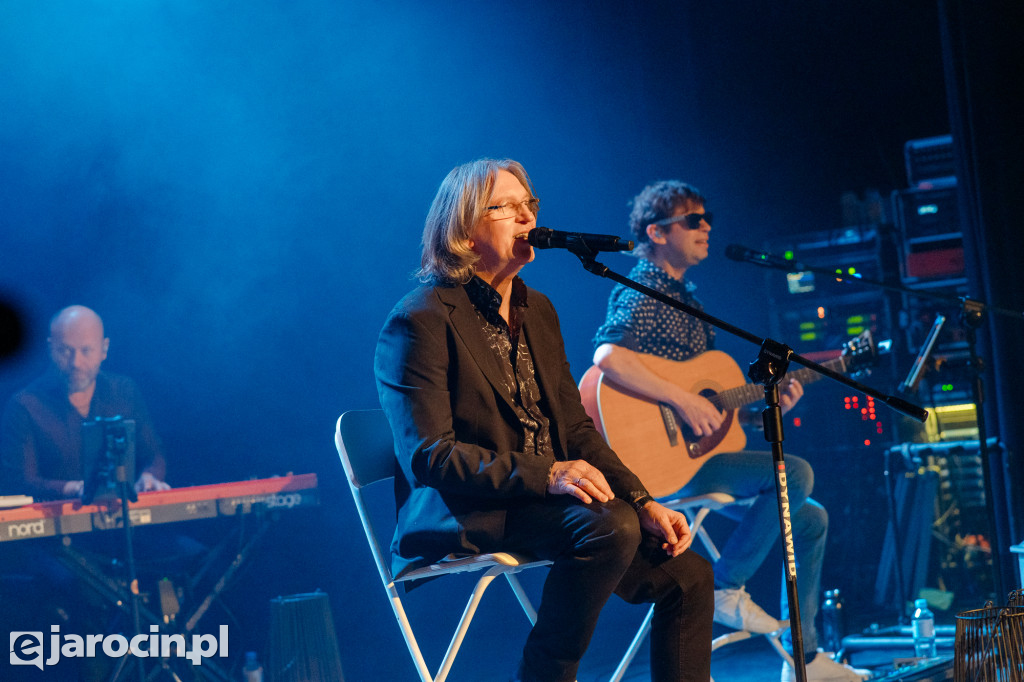 Universe na kolędową nutę