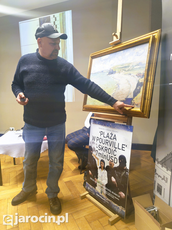 Monet, kradzież i śledztwo od kuchni. Sala Muzeum Regionalnego w Jarocinie pękała w szwach