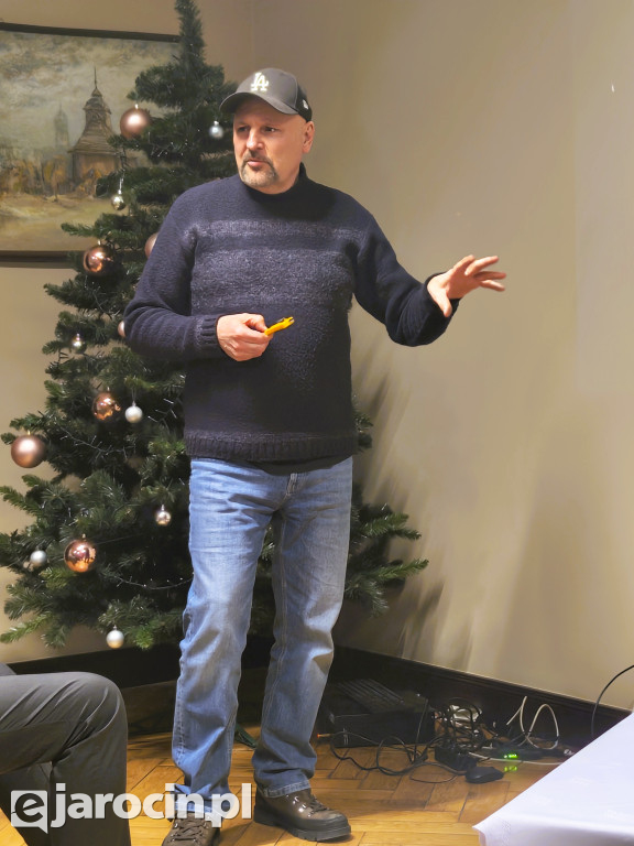 Monet, kradzież i śledztwo od kuchni. Sala Muzeum Regionalnego w Jarocinie pękała w szwach