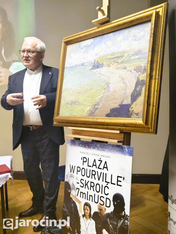 Monet, kradzież i śledztwo od kuchni. Sala Muzeum Regionalnego w Jarocinie pękała w szwach