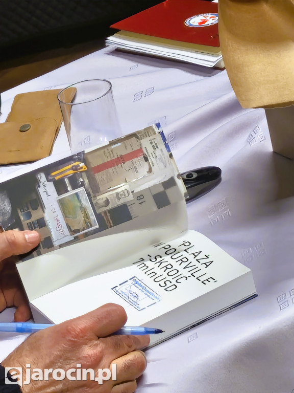 Monet, kradzież i śledztwo od kuchni. Sala Muzeum Regionalnego w Jarocinie pękała w szwach