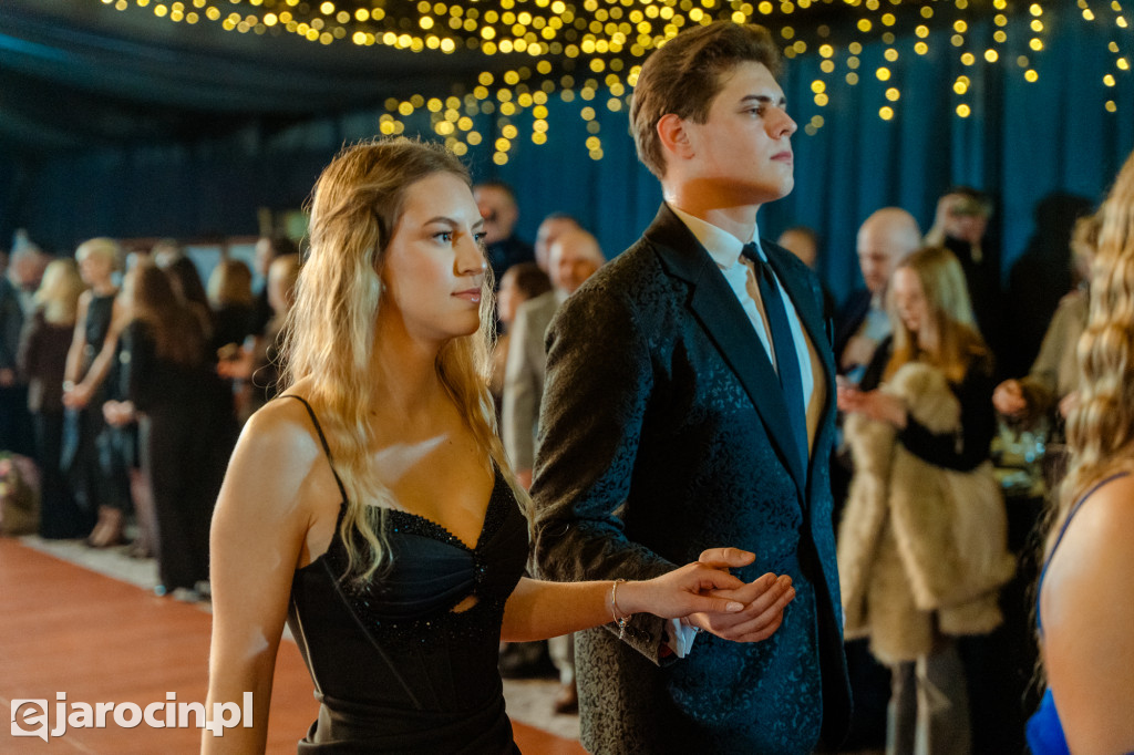 Studniówka 2025 maturzystów Liceum Ogólnokształcącego w Jarocinie