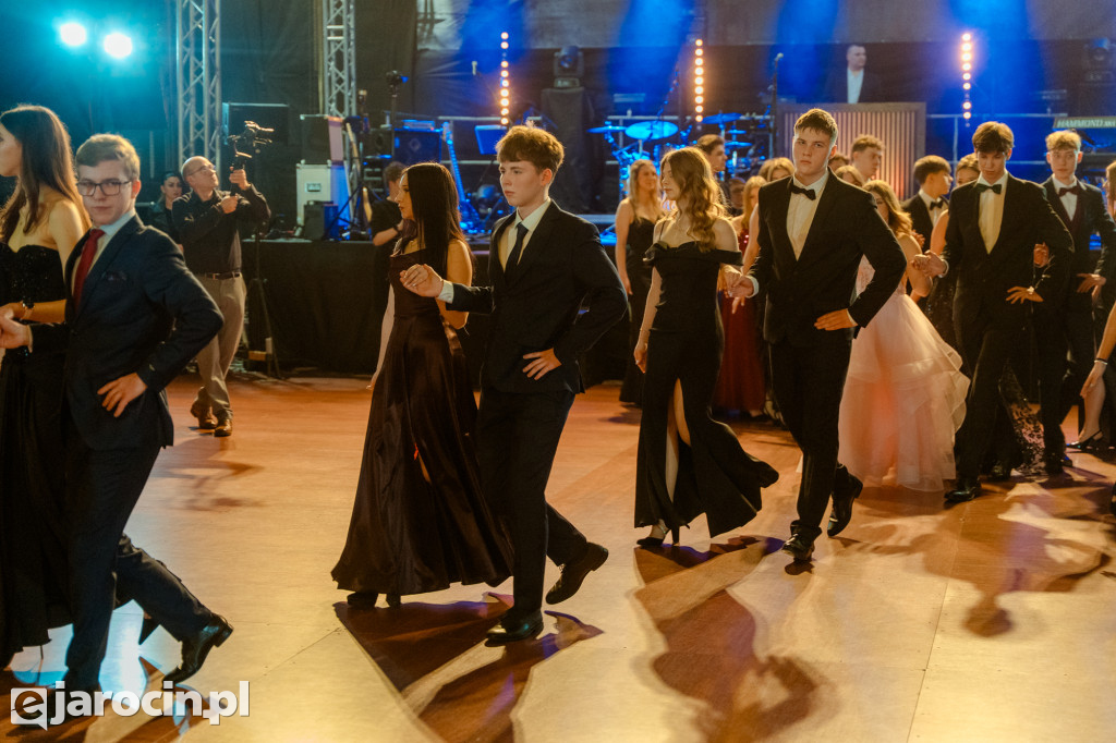 Studniówka 2025 maturzystów Liceum Ogólnokształcącego w Jarocinie