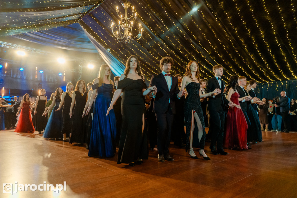 Studniówka 2025 maturzystów Liceum Ogólnokształcącego w Jarocinie