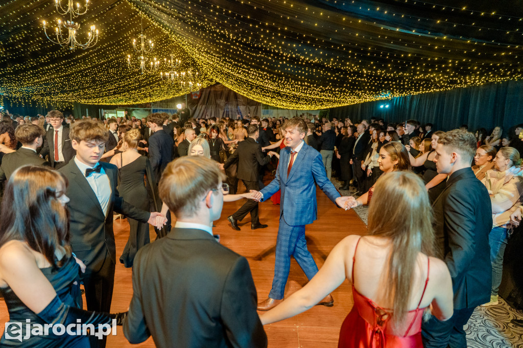 Studniówka 2025 maturzystów Liceum Ogólnokształcącego w Jarocinie