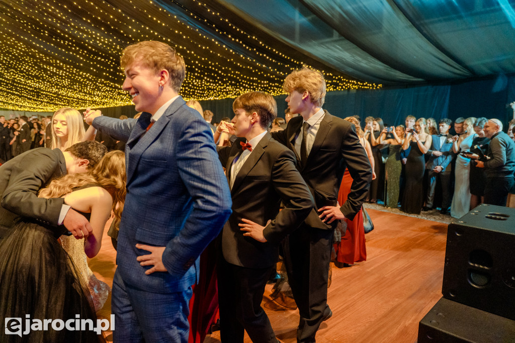 Studniówka 2025 maturzystów Liceum Ogólnokształcącego w Jarocinie