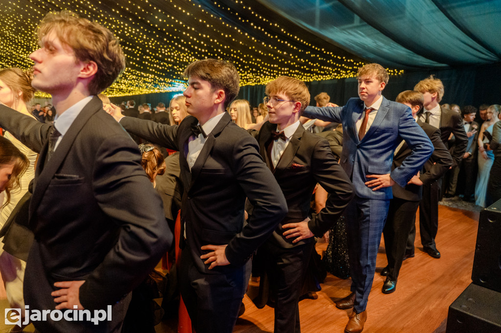 Studniówka 2025 maturzystów Liceum Ogólnokształcącego w Jarocinie