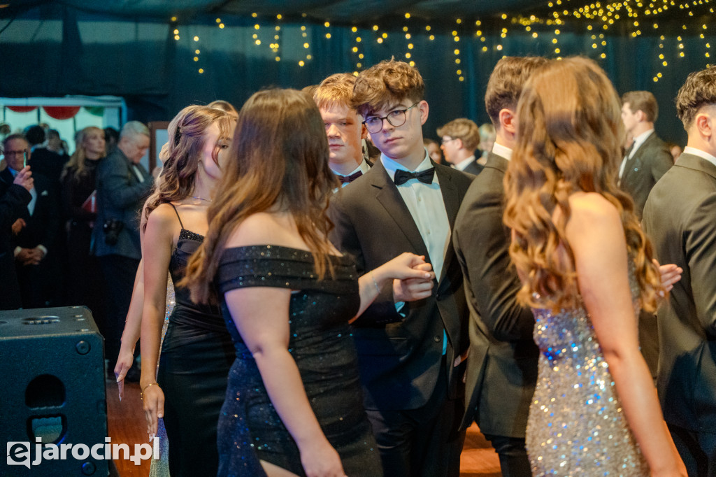 Studniówka 2025 maturzystów Liceum Ogólnokształcącego w Jarocinie