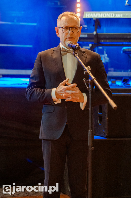 Studniówka 2025 maturzystów Liceum Ogólnokształcącego w Jarocinie