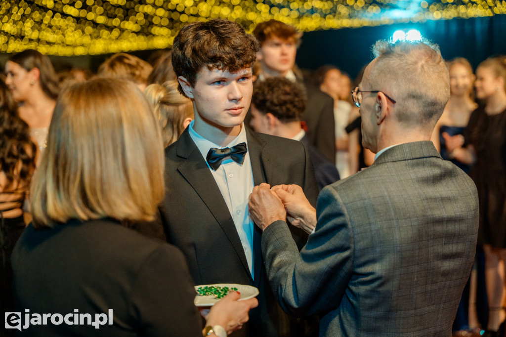 Studniówka 2025 maturzystów Liceum Ogólnokształcącego w Jarocinie