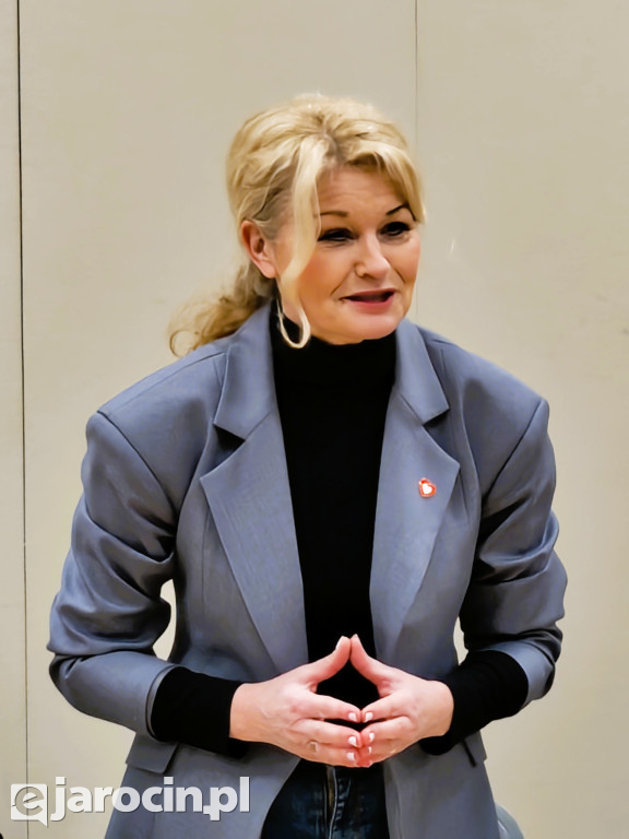 Karolina Pawliczak i Jarosław Urbaniak, posłowie Koalicji Obywatelskiej, spotkali się z mieszkańcami Jarocina