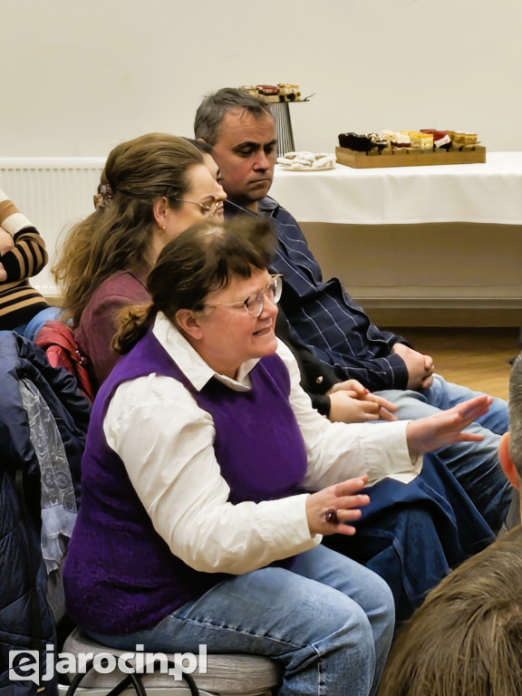 Karolina Pawliczak i Jarosław Urbaniak, posłowie Koalicji Obywatelskiej, spotkali się z mieszkańcami Jarocina