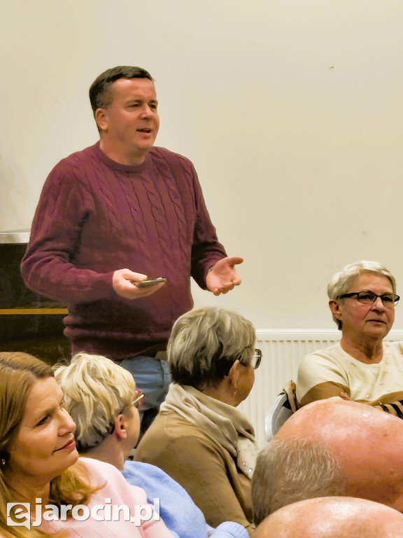 Karolina Pawliczak i Jarosław Urbaniak, posłowie Koalicji Obywatelskiej, spotkali się z mieszkańcami Jarocina