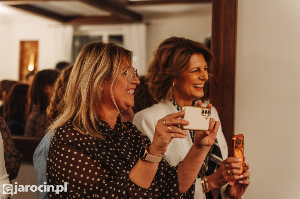 Studniówka 2025 maturzystów Społecznego Liceum Ogólnokształcącego w Jarocinie