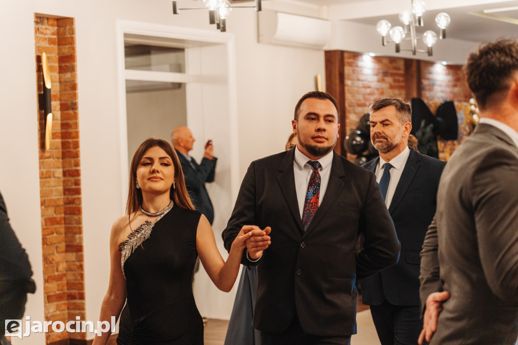 Studniówka 2025 maturzystów Społecznego Liceum Ogólnokształcącego w Jarocinie