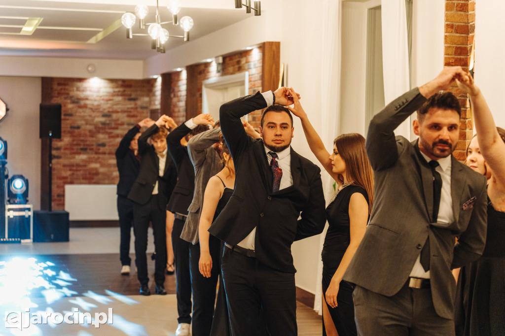 Studniówka 2025 maturzystów Społecznego Liceum Ogólnokształcącego w Jarocinie