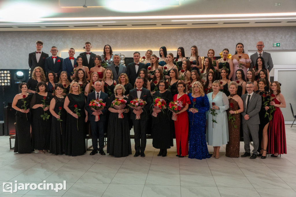 Studniówka 2025 maturzystów ZSP nr 2 w Jarocinie