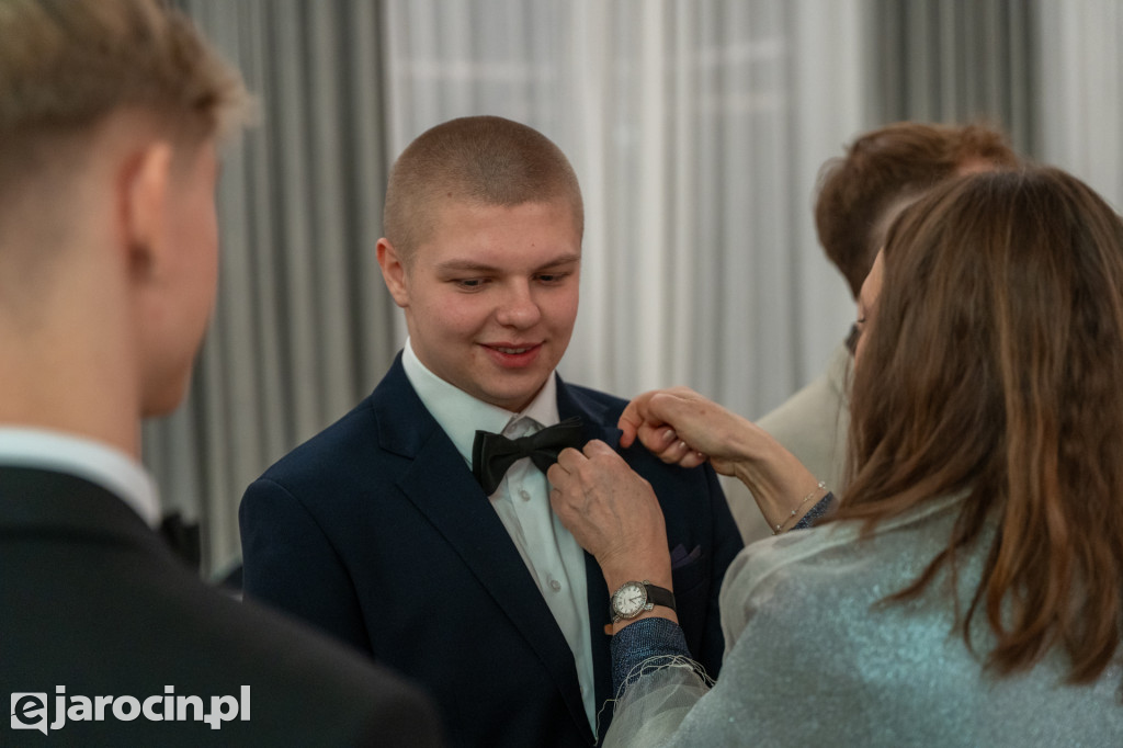 Studniówka 2025 maturzystów ZSP nr 2 w Jarocinie