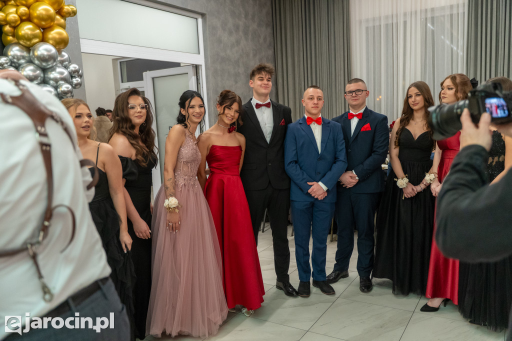 Studniówka 2025 maturzystów ZSP nr 2 w Jarocinie