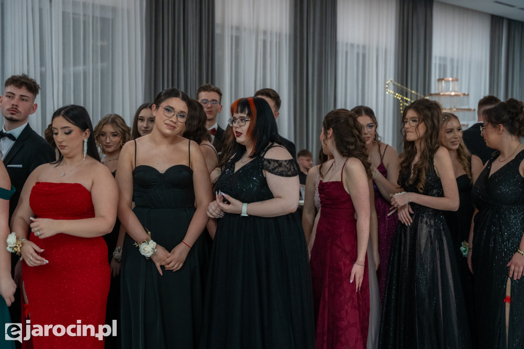 Studniówka 2025 maturzystów ZSP nr 2 w Jarocinie