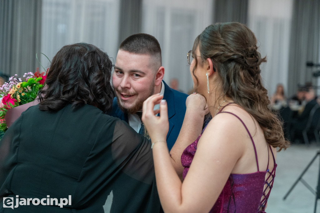 Studniówka 2025 maturzystów ZSP nr 2 w Jarocinie